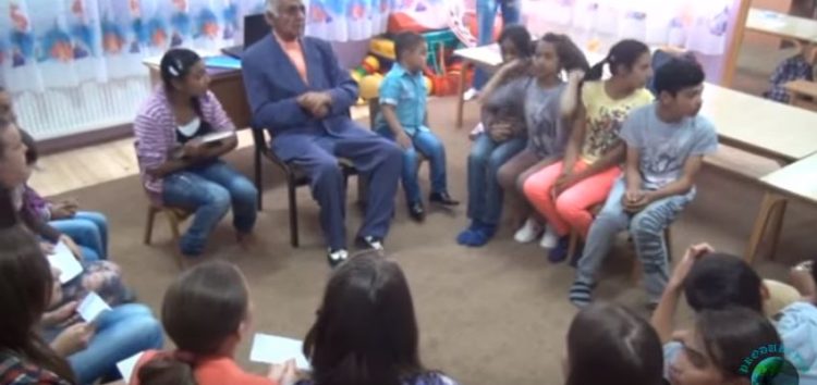 Deda Rustem prepešačio je Albaniju i trubom izvojevao neke pobede.
