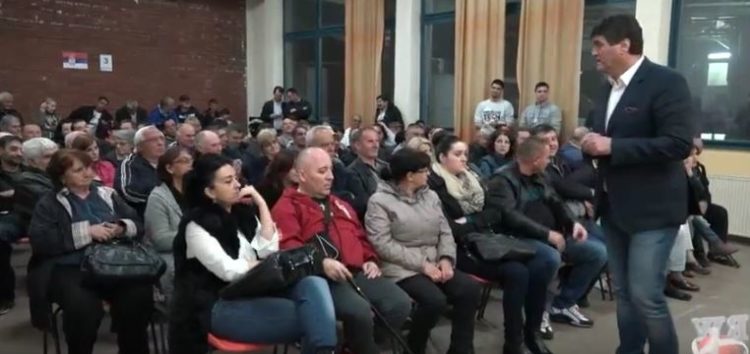 Gradonačelnik Niša razgovarao sa meštanima MK 12 februar
