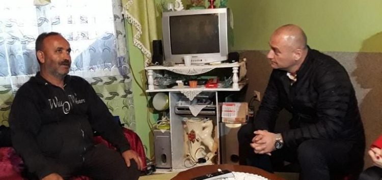 Državni sekretar i savetnik Ministarke Zorane Mihajlović obišli stanovnike romskih naselja u Leskovcu